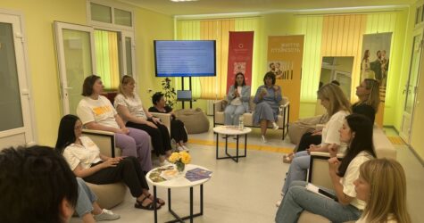 Проєкт ментальної підтримки жінок REGENERATION стартував в Центрах життєстійкості: перші офлайн групи вже працюють