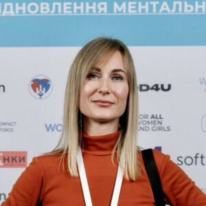 Світлана Шевченко: «Бути жінкою в Україні — це в’язати гачком светр, закриваючи собою пробоїну в палубі корабля»