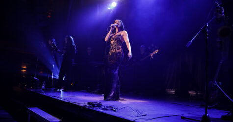 “Історія”, що лікує: Марта Адамчук провела сольний концерт і долучилася до підтримки бійців