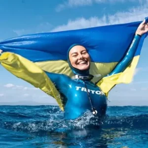 Українська фрідайверка Катерина Садурська встановила восьмий світовий рекорд