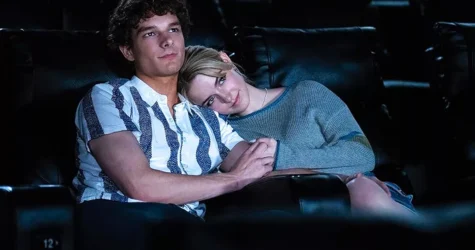 «Шкодуючи за тобою». В український прокат виходить екранізація роману Коллін Гувер