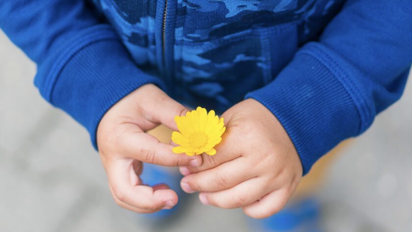 Кожна сьома дитина у світі живе із психічним розладом: що треба знати про ментальне здоров’я у День захисту дітей