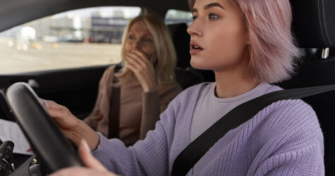 Жінки в дорозі: як водійки та пасажирки змінюють економіку та безпеку подорожей