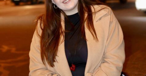 Спроби спіймати Святого Миколая: співачка iSKra розказала про сімейні традиції