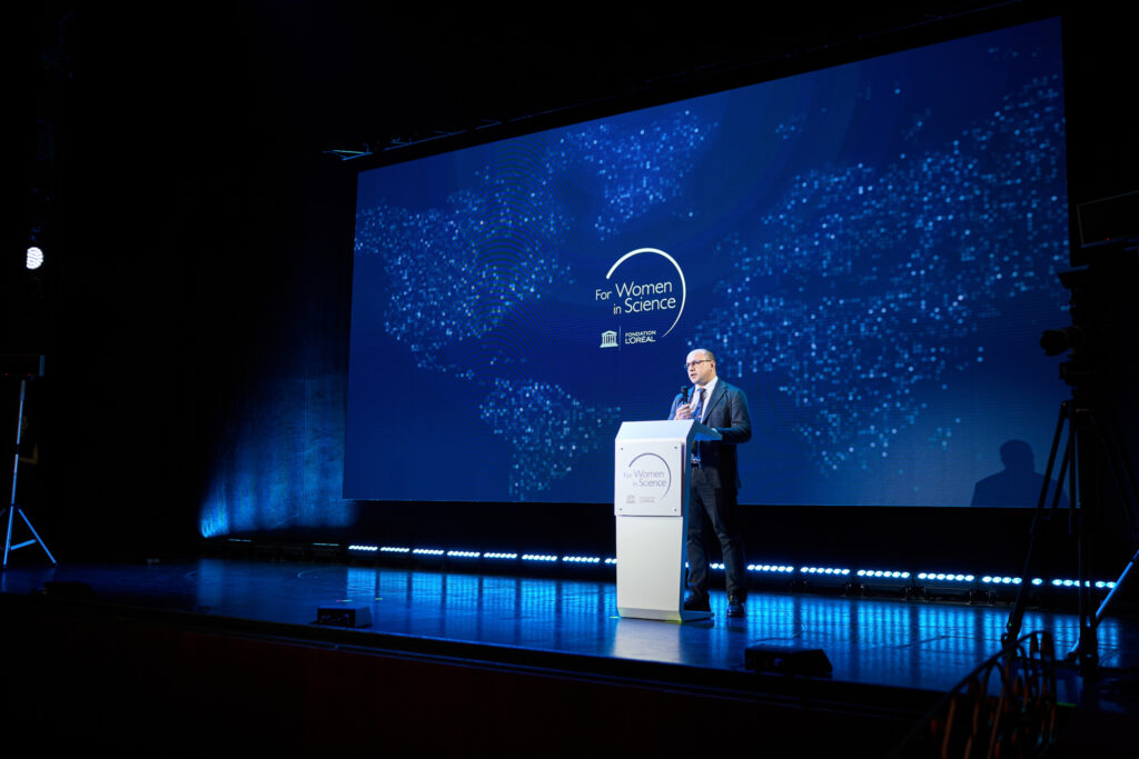 L’Oréal – UNESCO