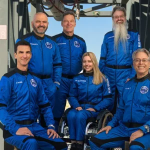 Перший політ без бар’єрів: інженерка на кріслі колісному побувала в космосі