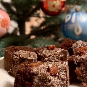 Готуємо легендарний пляцок «П’яна вишня» за рецептом Андрія Черепущака