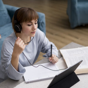 Українську вивчають у 107 країнах: головні тренди у вивченні мов