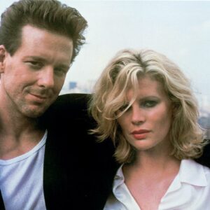 Червоні прапорці у стосунках, які ми бачимо в кіно