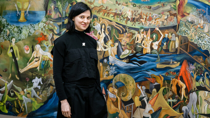 “Всесвіт навиворіт”: у Києві відкривається виставка Аліни Гаєвої