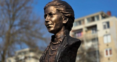 В Угорщині встановили пам’ятник Лесі Українці