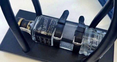 Сумка-тримач для горілки у несподіваній співпраці Ksenia Schnaider і Nemiroff