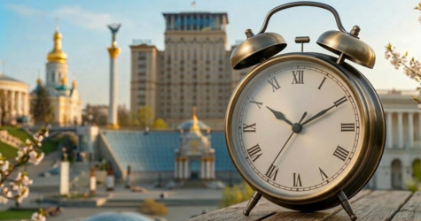 Перехід на літній час в Україні: коли переводити годинники