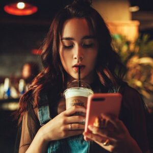 Що таке digital fatigue та як розпізнати приховані симптоми у себе