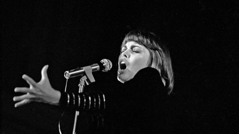 Мірей Матьє — 80: як дівчина з Авіньйона стала голосом Франції