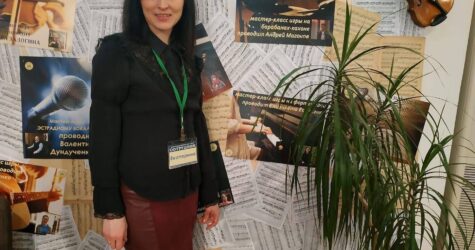 «Хор має не просто звучати, а збирати людей»: музична педагогиня Катерина Качалова про дитячі голоси, дисципліну та силу спільноти
