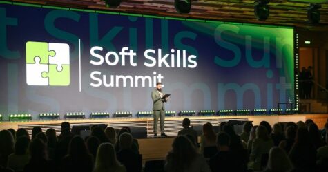 Людина в епоху AI: які soft skills визначатимуть професійний розвиток у сучасних реаліях